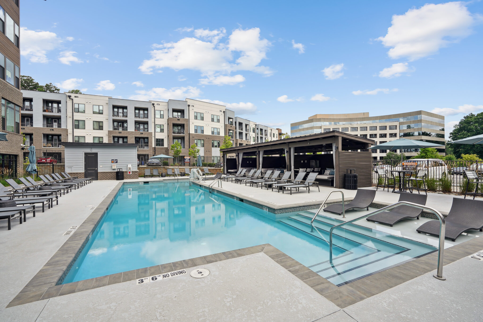 Raleigh Luxury Apartments Near NC State | Bell Jones Franklin